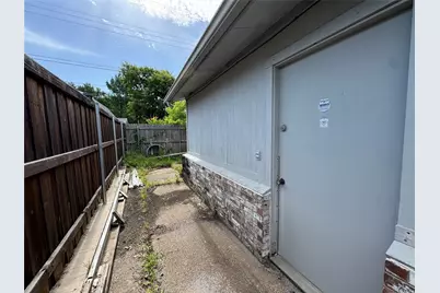 4212 Central Lane, Balch Springs, TX 75180 - Photo 27