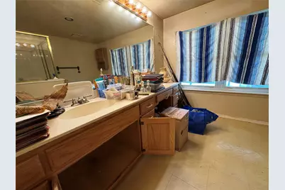 4212 Central Lane, Balch Springs, TX 75180 - Photo 9