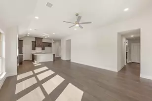 191 Creekside Dr, Sanger, TX 76266 - Photo 17