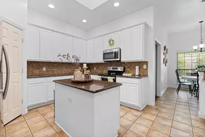 1117 SW Hillside Drive, Burleson, TX 76028 - Photo 15