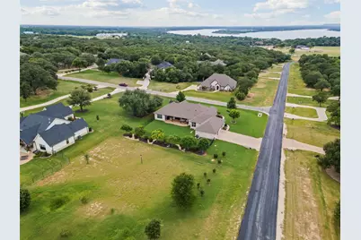 100 Helton Drive, Granbury, TX 76049 - Photo 37