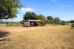 250 Young Rd, Millsap, TX 76066 - Photo 7