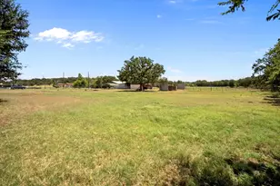 250 Young Rd, Millsap, TX 76066 - Photo 5