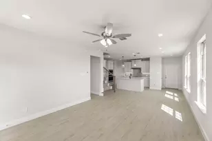 674 Sandiford Ct, Mansfield, TX 76063 - Photo 7