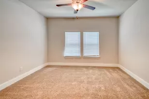 1403 Apricot Ln, Gainesville, TX 76240 - Photo 5