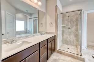 1403 Apricot Ln, Gainesville, TX 76240 - Photo 7