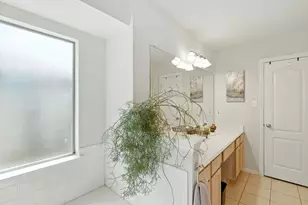 749 Oak Park Dr, Azle, TX 76020 - Photo 17