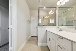 589 Hutchinson Ln, Lewisville, TX 75077 - Photo 9