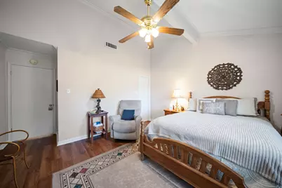 1803 Eastwood Court, Grand Prairie, TX 75050 - Photo 17