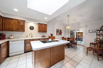 1803 Eastwood Court, Grand Prairie, TX 75050 - Photo 11