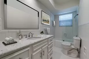 8619 Edgemere Rd, Dallas, TX 75225 - Photo 9