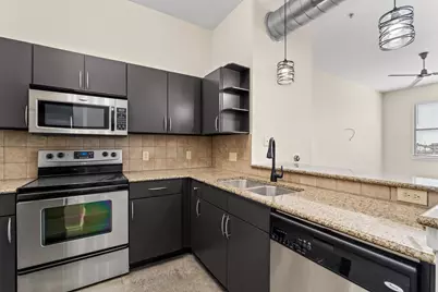201 W Lancaster Avenue #411, Fort Worth, TX 76102 - Photo 9
