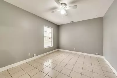 202 S Willomet Drive #2, Dallas, TX 75208 - Photo 11