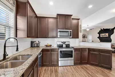 1841 Chesapeake Drive, Crowley, TX 76036 - Photo 9