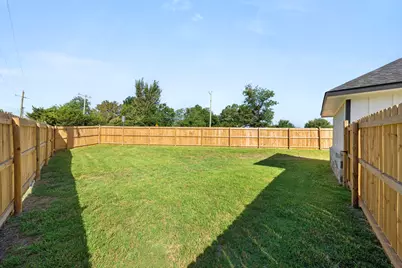 510 Washington Street, Ennis, TX 75119 - Photo 21