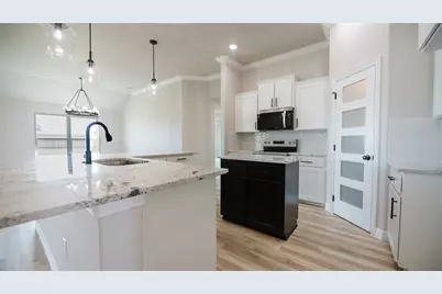 1404 Tahonta Drive, Hewitt, TX 76643 - Photo 11