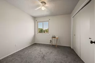 1409 Golden Gate Dr, Carrollton, TX 75007 - Photo 17