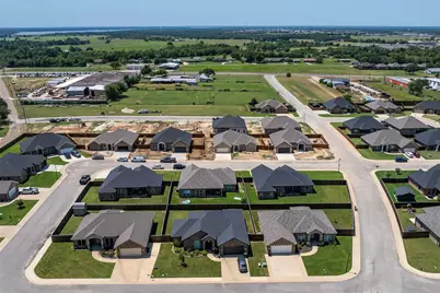 723 Cobblestone Circle, Mabank, TX 75147 - Photo 37