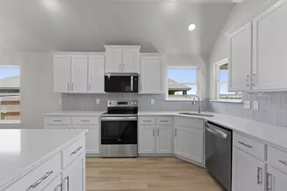 1313 Red Rock Road, Hewitt, TX 76643 - Photo 11