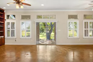 1621 Rockview Dr, Granbury, TX 76049 - Photo 5