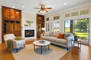 1621 Rockview Dr, Granbury, TX 76049 - Photo 9