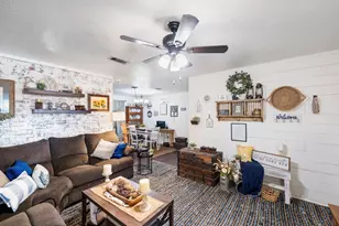 230 Dodson St, Canton, TX 75103 - Photo 3