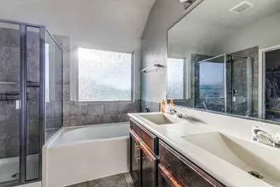 3000 Buckthorn Street, Heartland, TX 75126 - Photo 9