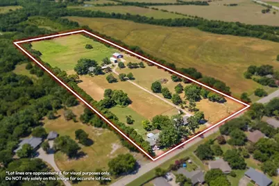 705 W Saunders, Trenton, TX 75490 - Photo 1