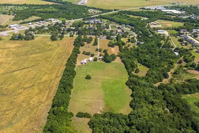 705 W Saunders, Trenton, TX 75490 - Photo 35