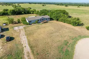 1649 Stony Valley Dr, Ponder, TX 76259 - Photo 37