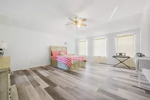 925 Clover Hill Ln, Cedar Hill, TX 75104 - Photo 17