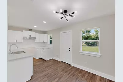 10142 Pebble Valley Lane, Dallas, TX 75217 - Photo 13