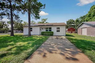 10142 Pebble Valley Ln, Dallas, TX 75217 - Photo 3