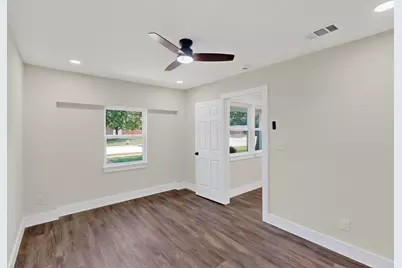 10142 Pebble Valley Lane, Dallas, TX 75217 - Photo 21