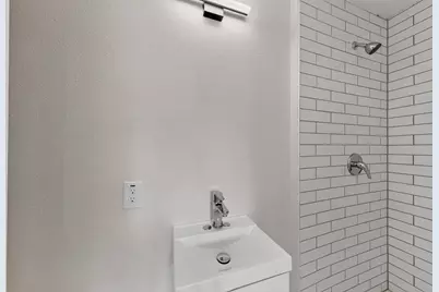 10142 Pebble Valley Lane, Dallas, TX 75217 - Photo 19