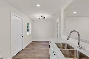 10142 Pebble Valley Ln, Dallas, TX 75217 - Photo 17