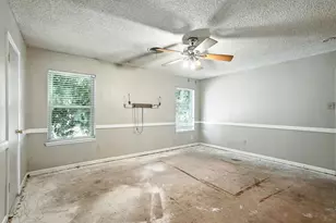 2242 Shere Lynne Dr, Abilene, TX 79606 - Photo 15