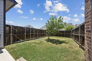 13721 Parkline Wy, Fort Worth, TX 76008 - Photo 23