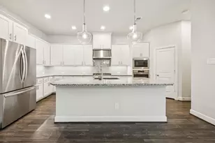 13721 Parkline Wy, Fort Worth, TX 76008 - Photo 3