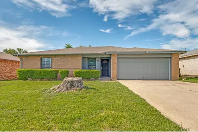 834 Apple Valley, Lancaster, TX 75134 - Photo 1