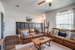 405 Everglades St, Princeton, TX 75407 - Photo 3