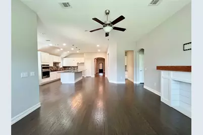 3620 Venetian Court, McKinney, TX 75071 - Photo 9