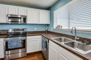 728 Falcon Rd, Saginaw, TX 76131 - Photo 11