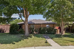 9809 Chandler Ct, Dallas, TX 75243 - Photo 1