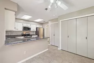 9809 Chandler Ct, Dallas, TX 75243 - Photo 15