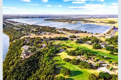 2155 E Landings N, Granbury, TX 76049 - Photo 15