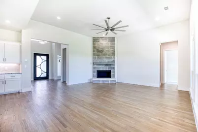 1407 Deerfield Drive, Wills Point, TX 75169 - Photo 5