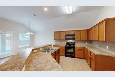 6015 Pine Cone Lane, Tyler, TX 75707 - Photo 9