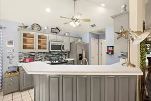 8901 Magnolia Vale Dr, Granbury, TX 76049 - Photo 11