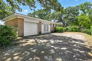 1502 Westcrest Dr, Arlington, TX 76013 - Photo 17